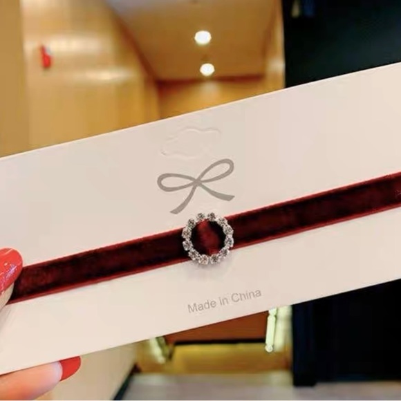 Brand New Red Wine Col Choker - Picture 2 of 4
